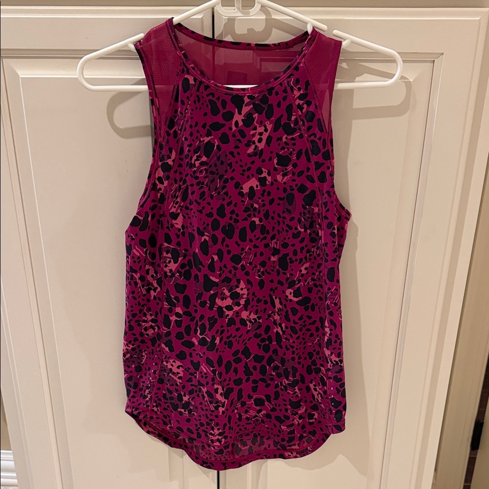 Lululemon Women’s Sculpt Size 4 Sleeveless Magenta Cheetah Print Tank Top